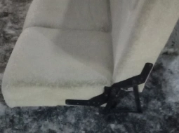 Утилизировали старую мебель